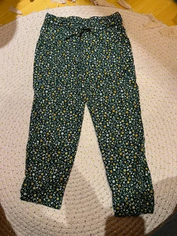 Pantalon fin fleuris