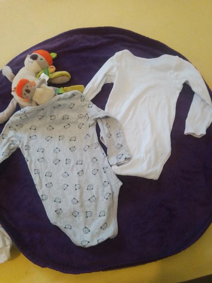 Bodies 24 mois - photo numéro 6