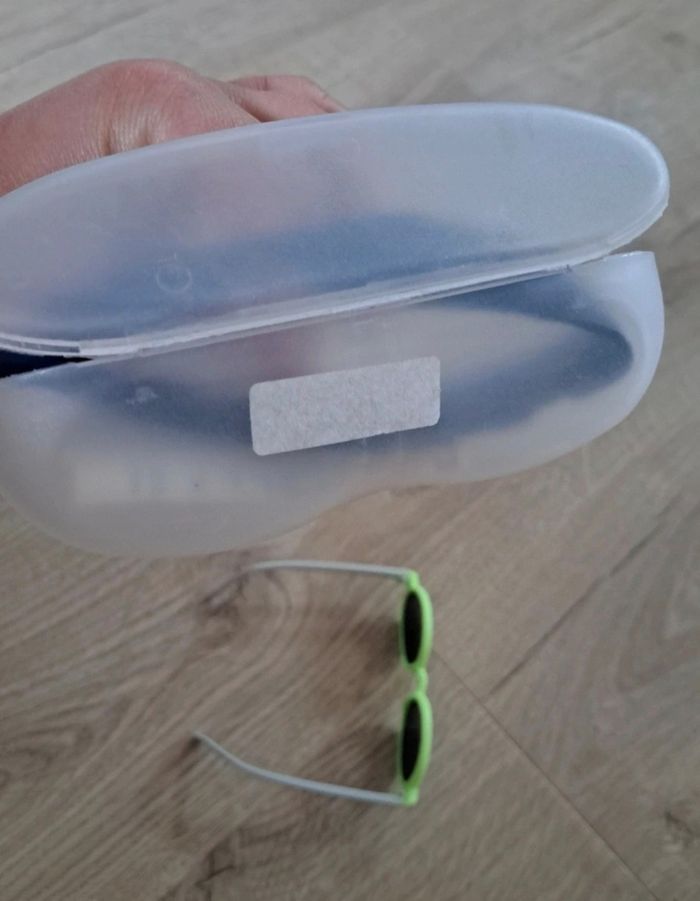 Lunettes Beaba NEUVES bébé 0-9mois - photo numéro 5