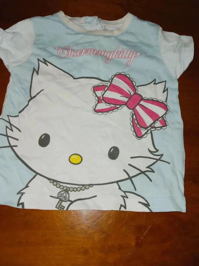Tee-shirt hello kitty 12 mois