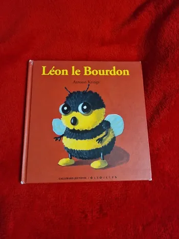 Livre 7 drôles de petites bêtes Léon le bourdon