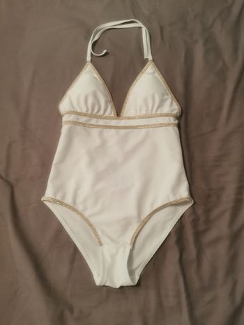 Maillot de bain blanc et doré