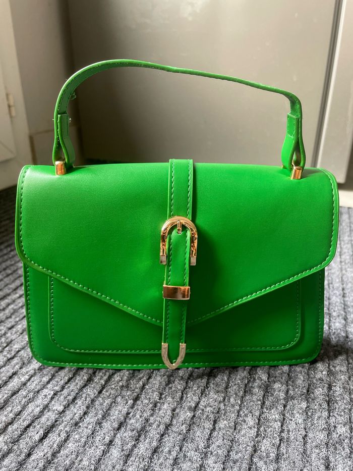 Sac bandoulière vert NEUF