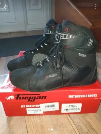 Chaussure moto fuygan jet D30 Homme