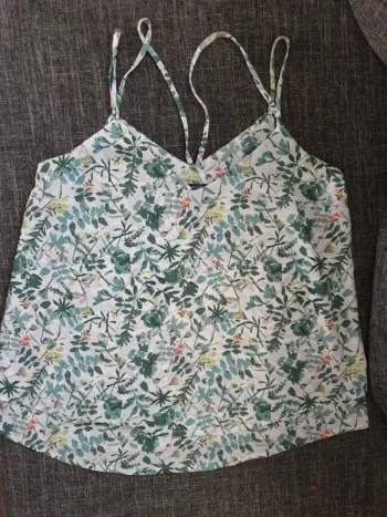 Haut fluide à motifs