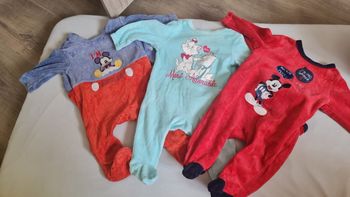 Lot disney pyjamas