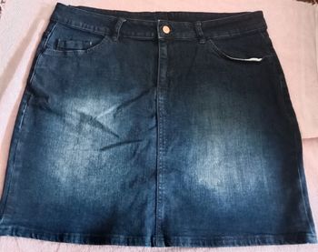 Mini jupe en jean's taille 42 
