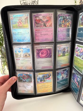 Lot cartes Pokémon masterball et Pokeball