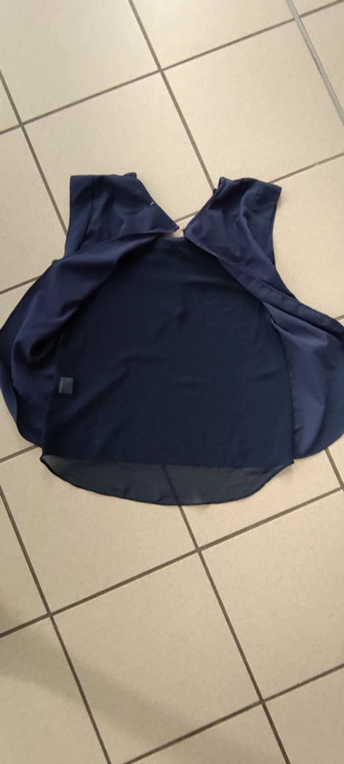Top bleu - photo numéro 3