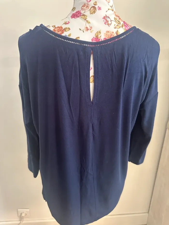 Blouse manche 3/4 satinée avant Mango - photo numéro 3