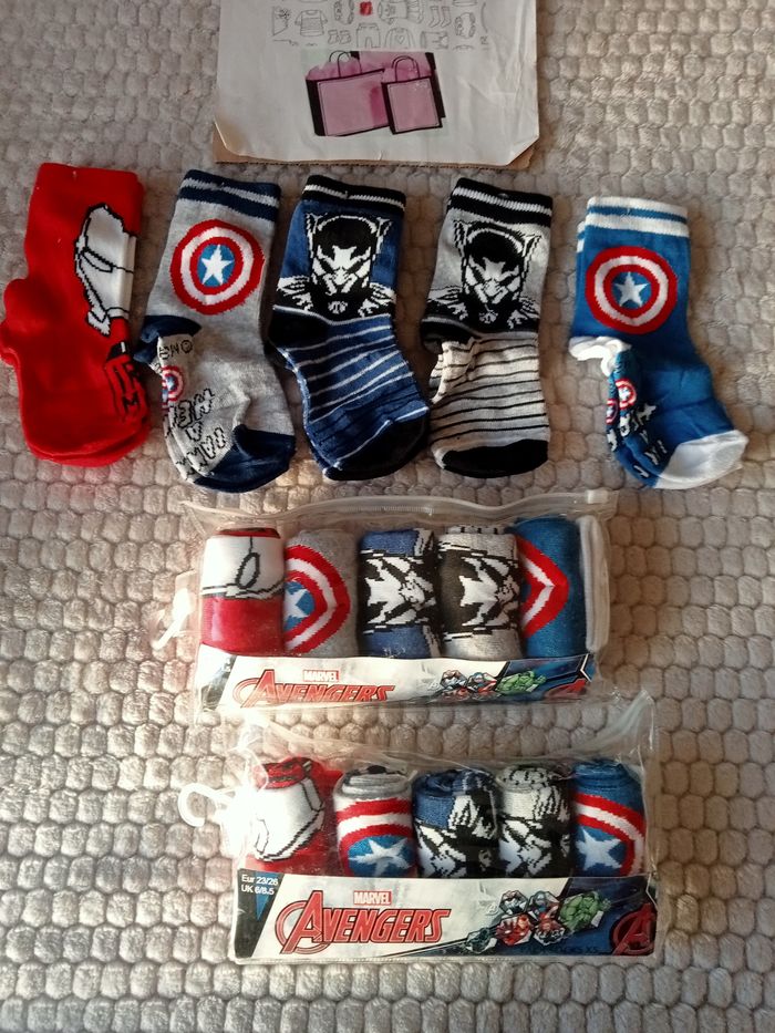 5 paires de chaussettes Avengers 23/26