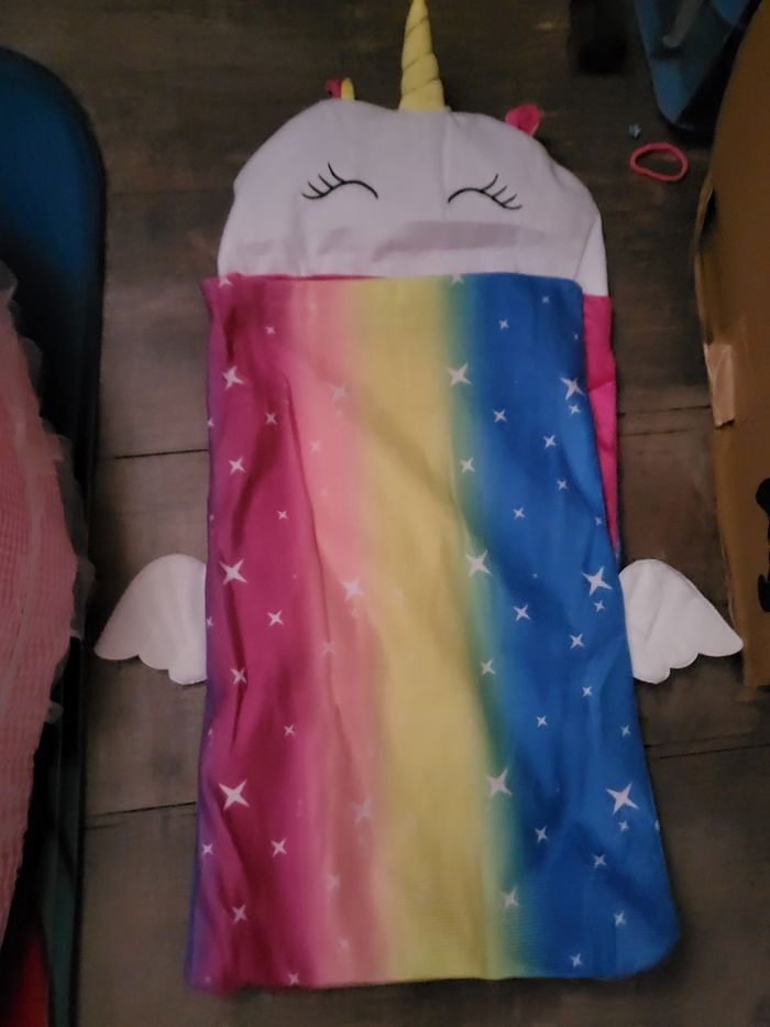 Coffin et sacs de couchage pour poupon - photo numéro 3