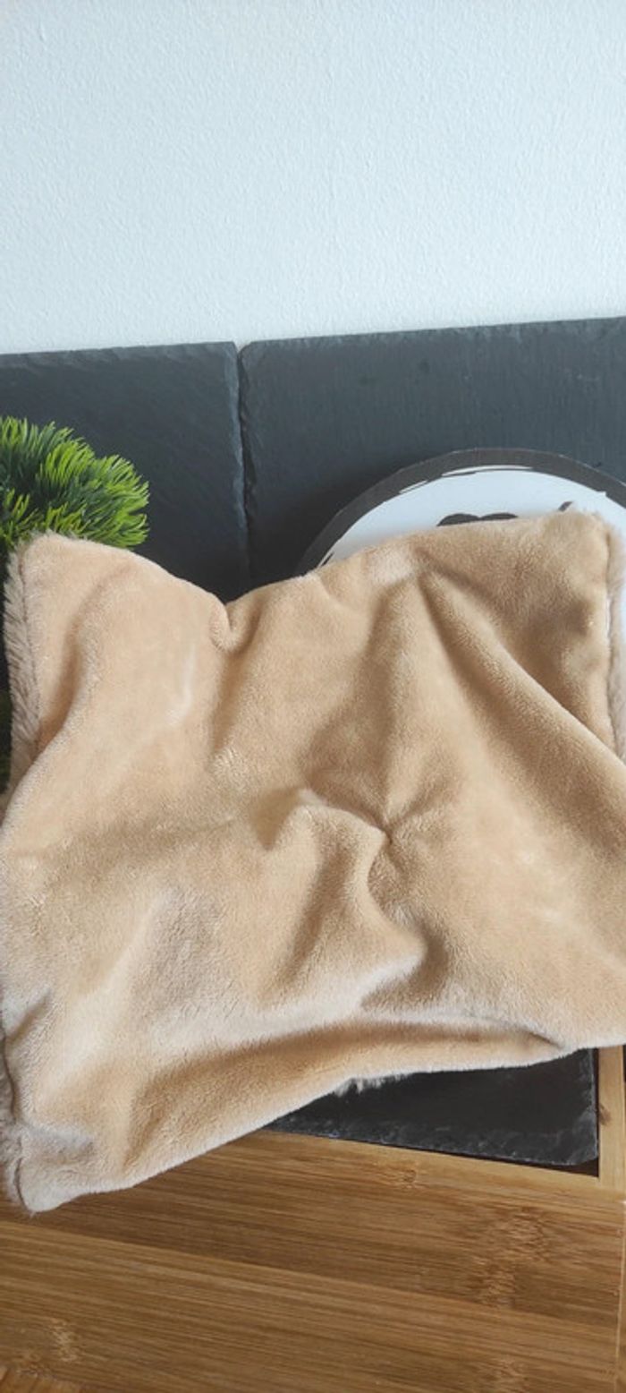 Renne Tex baby Carrefour sos doudou carré plat nez rouge Noël marron Beige Cerf - photo numéro 2