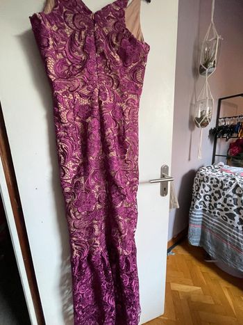Robe longue dentelle rose foncé et nude Dress the population