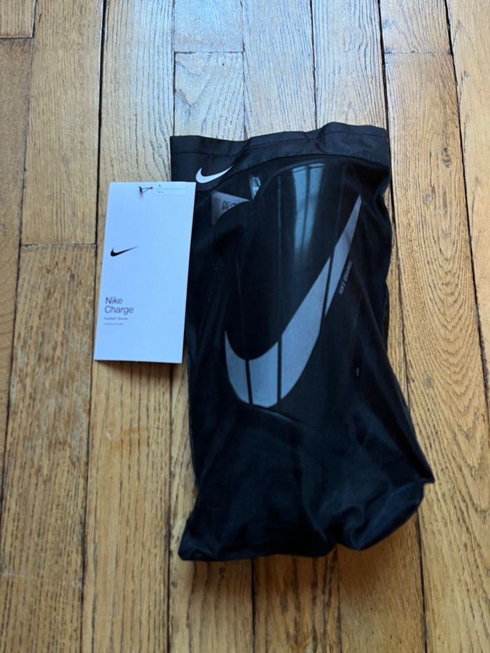 Protège tibias Nike - photo numéro 3