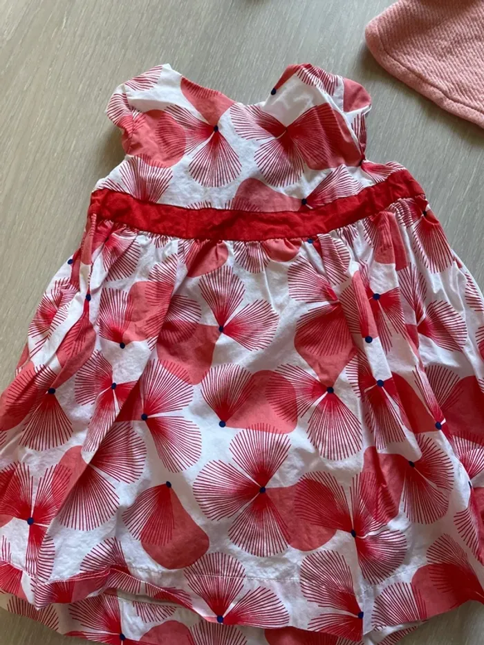 Lot obaibi robe fleuri et gilet - photo numéro 3
