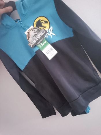 Ensemble Jurassic world