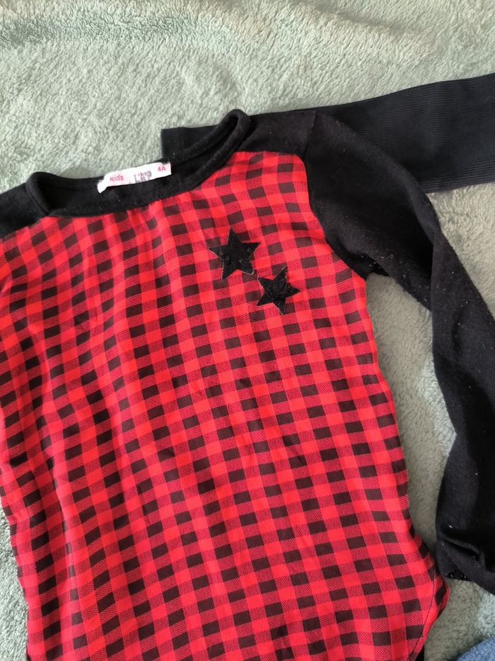Vêtements fille 4-5 ans - photo numéro 2