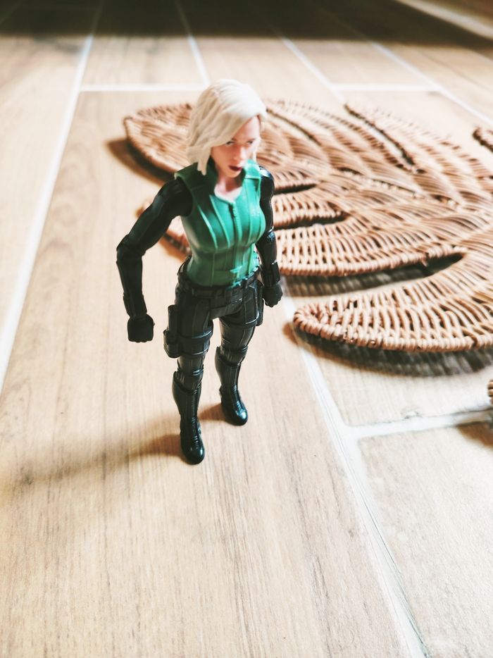 💫Figurine Black Widow /la veuve noire Infinity war Avengers Marvel marque Hasbro - photo numéro 3