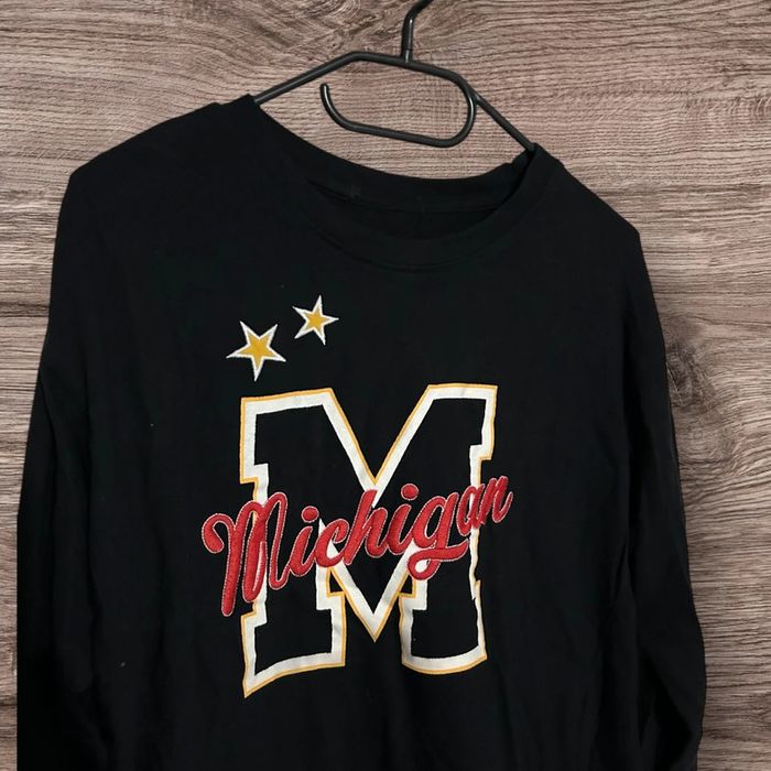 Pull noir/rouge Michigan - 38/M - photo numéro 2