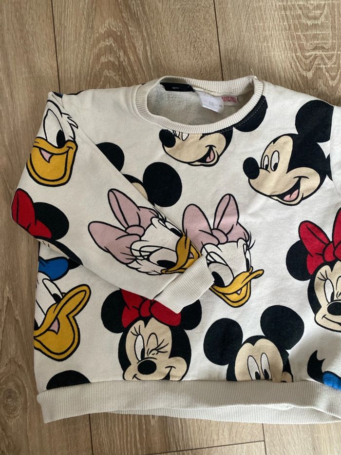 Pull chaud minnie Mickey Zara