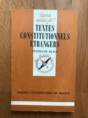 Textes constitutionnels étrangers