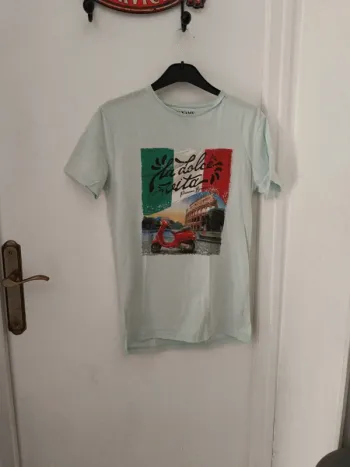 Très beau tee shirt s