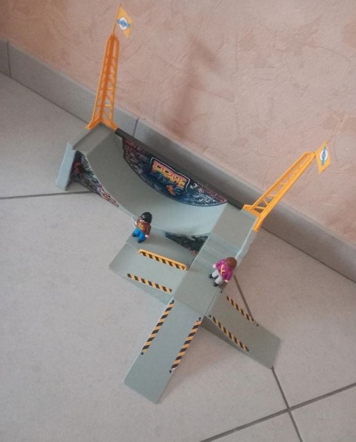 Skatepark playmobil - photo numéro 2