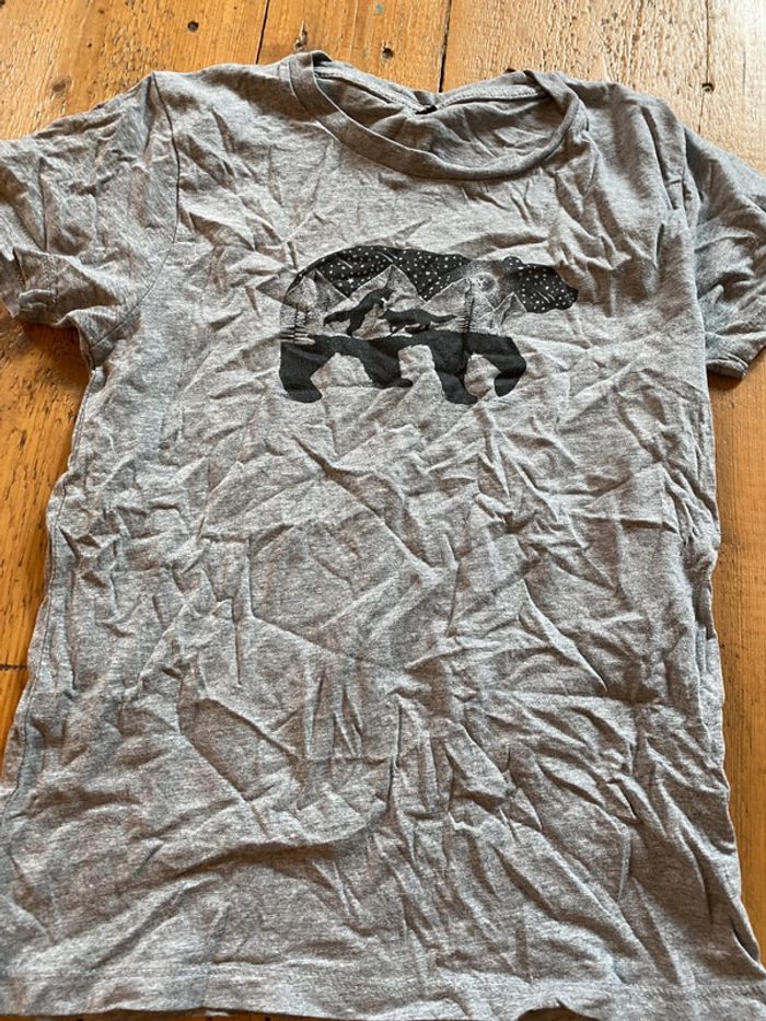T-shirt gris ours paysage 12 ans