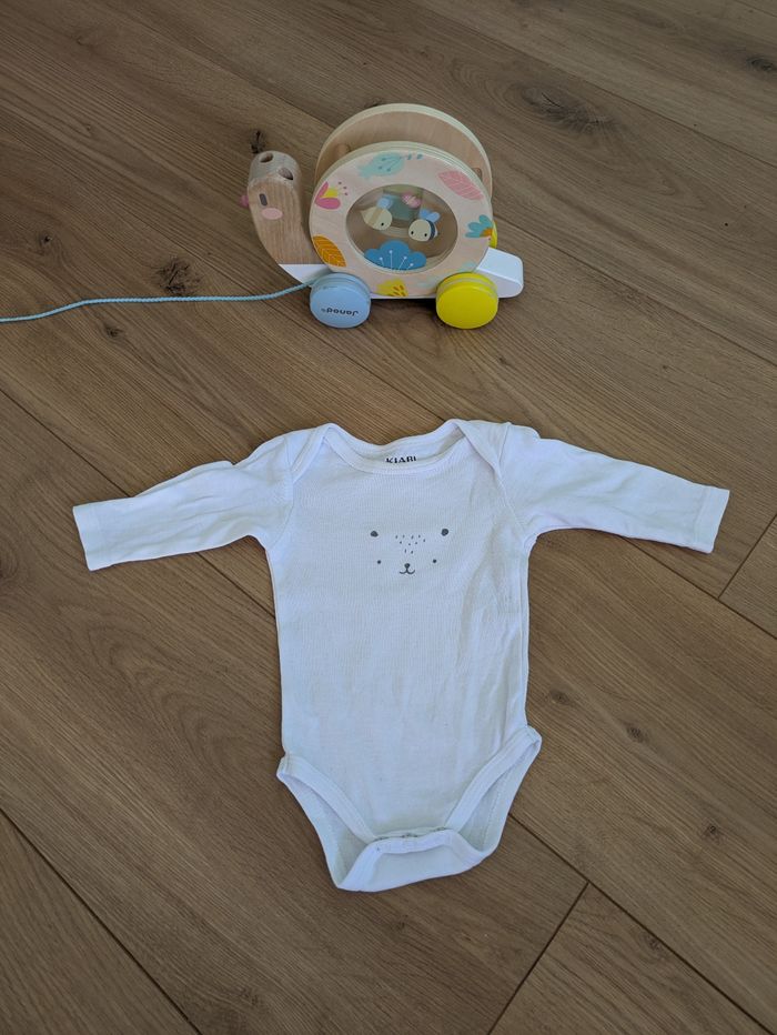Lot bodies taille 3 mois - photo numéro 5