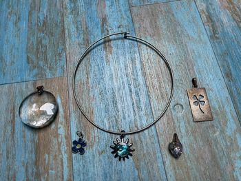 Collier + pendentifs