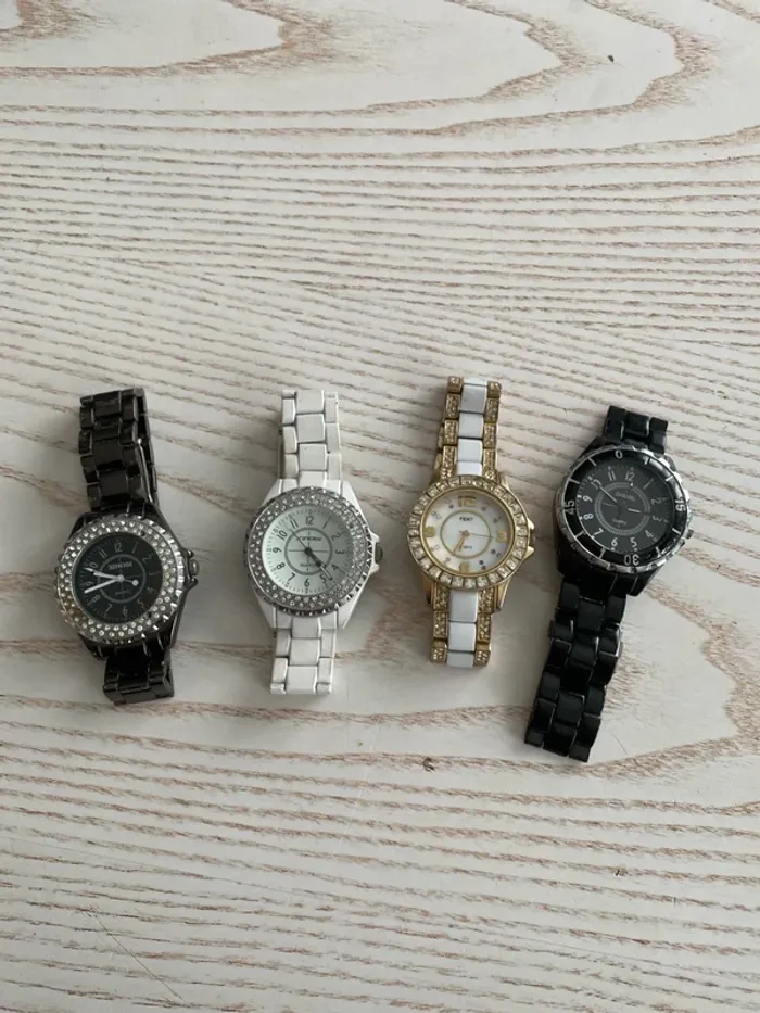 lot de 4 montres pile à changer