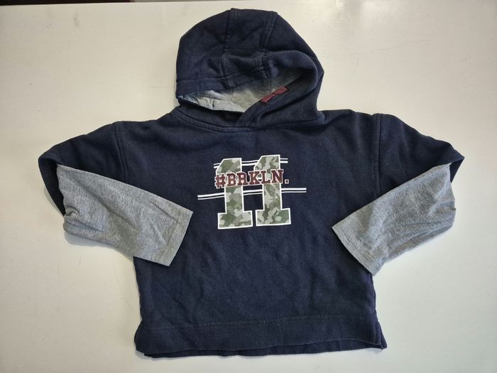 👦 Sweat à capuche