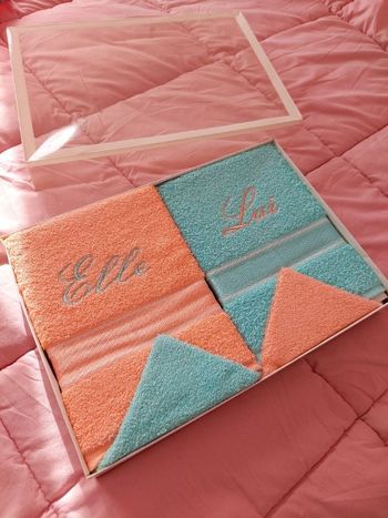 Coffret de serviettes neuf