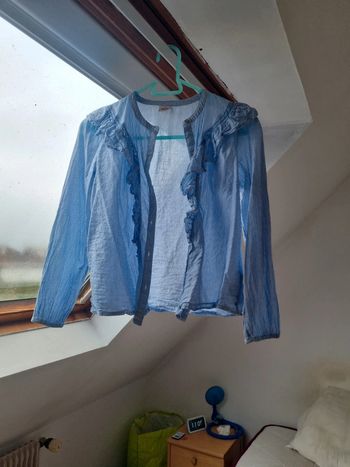 Blouse bleue/blanche
