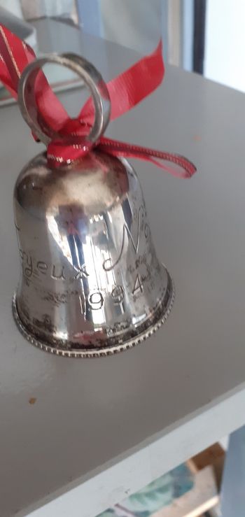 Cloche metal  argente vintage