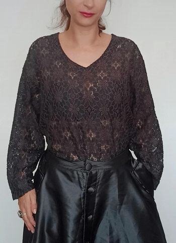 Blouse en dentelle noire ajourée vintage grande taille