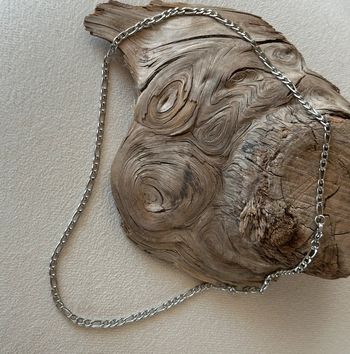 Chaine homme gris acier