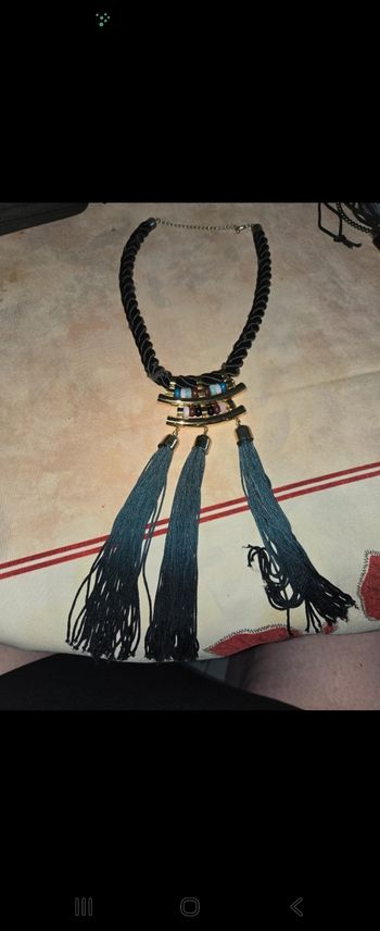 Collier fantaisie