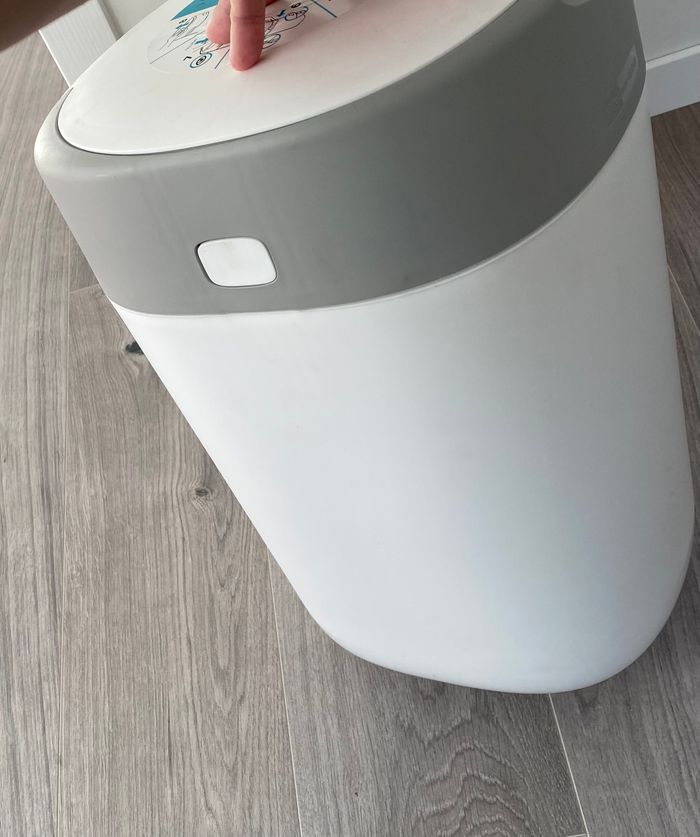 Poubelle à couche - photo numéro 2