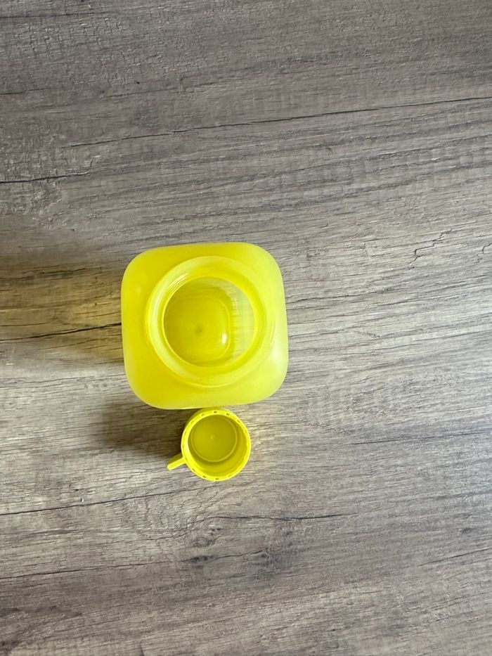 Bouteille jaune Tupperware 500ml - photo numéro 9