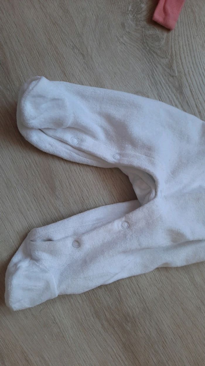 2 salopettes velours 1/3mois - photo numéro 4