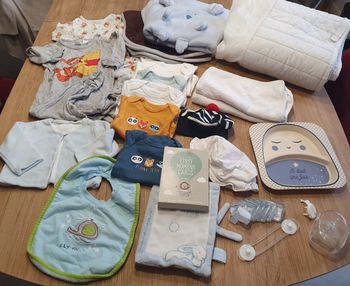 Lot d'articles bébé 