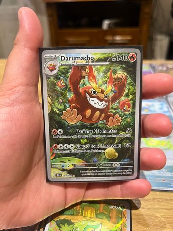 Darumacho pokeball foudre noire 098/086