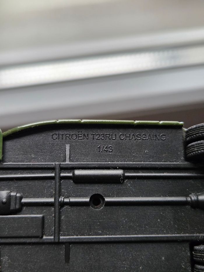 Miniature Citroën T23RU Chassaing 1947 - Bus/Autocar - Échelle 1/43 - Vert & Marron - photo numéro 7