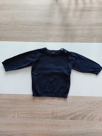 Pull fin bleu marine