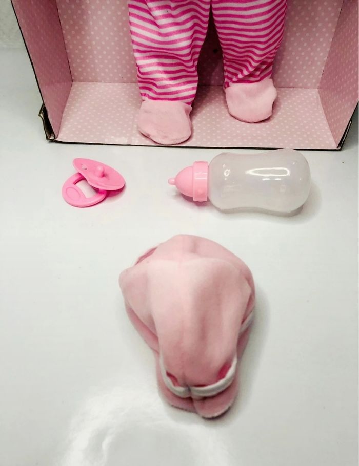 Poupée Sophie Love Bébé 26 sons - photo numéro 3