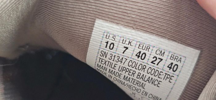 Basket Skechers mémoire de forme pointure 40 - photo numéro 9