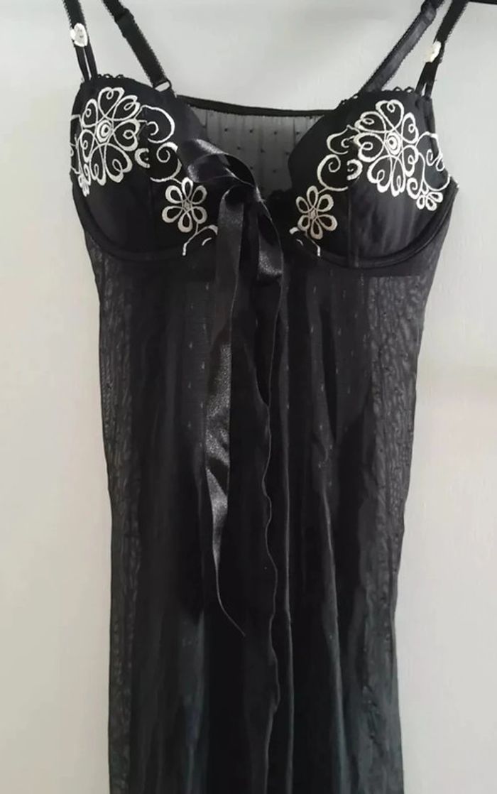 Nuisette noire et blanche, Taille 36/38, Bonnets 85B - photo numéro 2