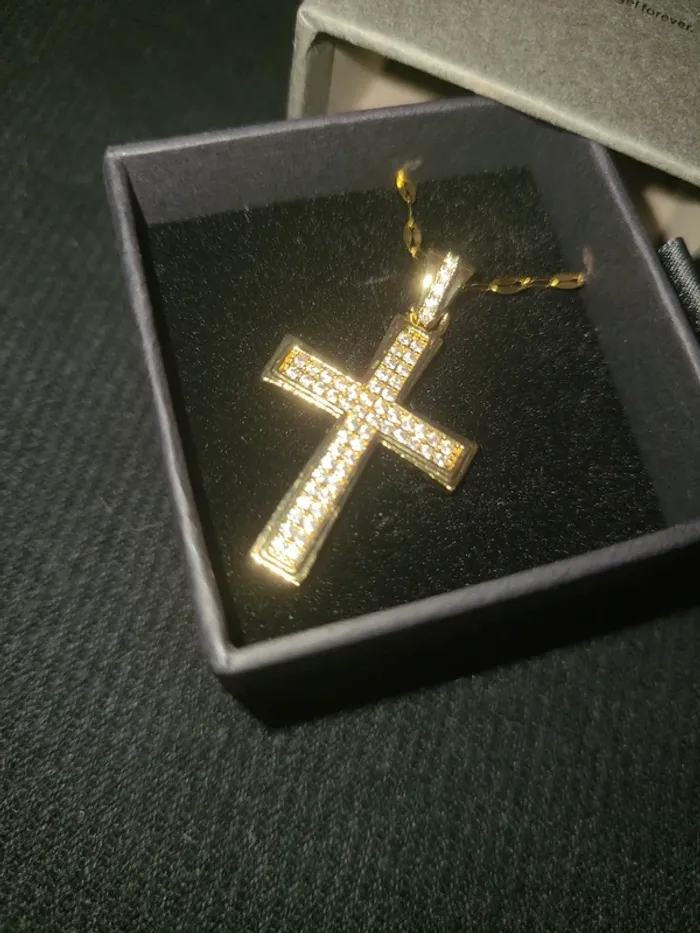 Médaille avec chaîne - photo numéro 2